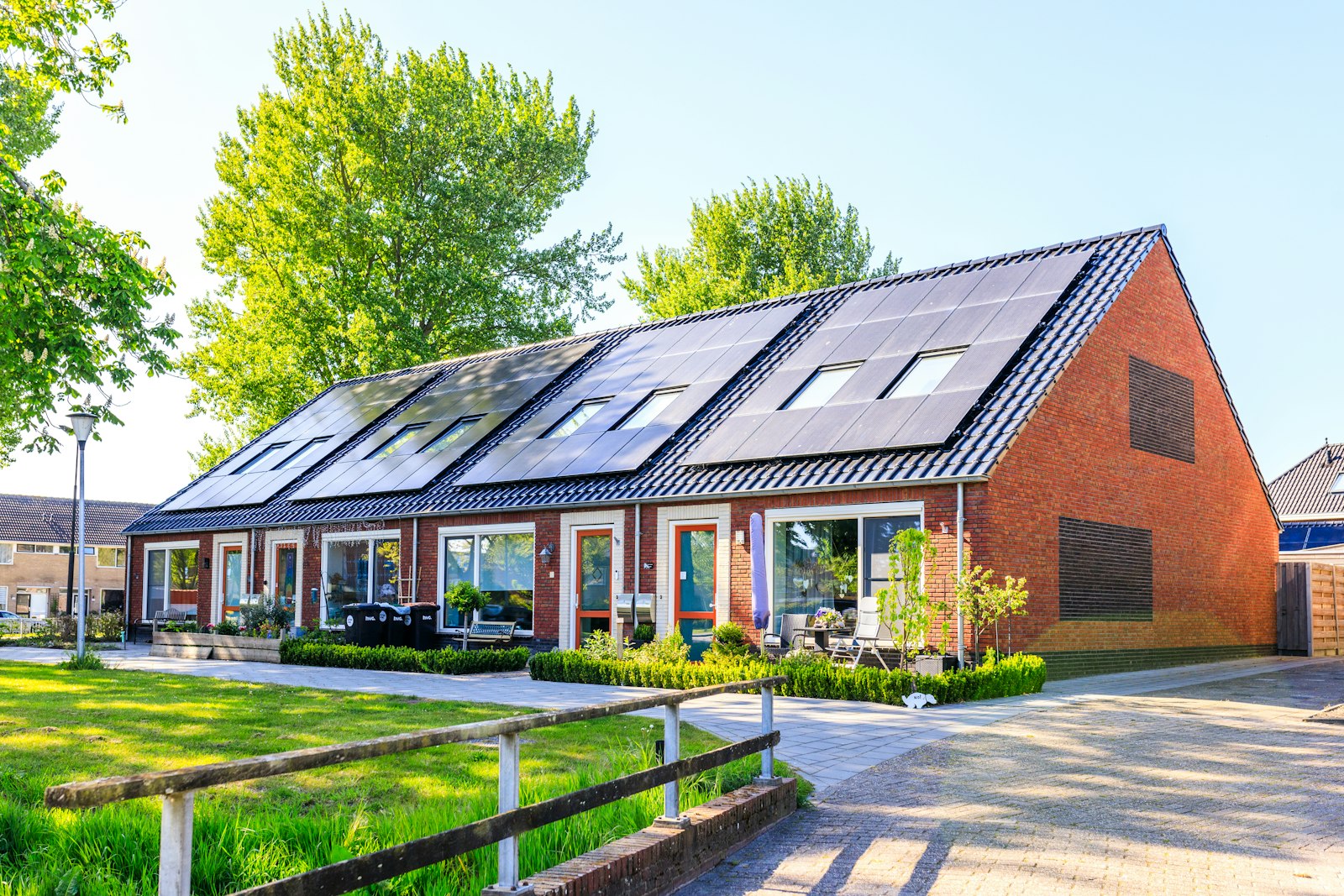 Home with solar panels exporting power to the grid