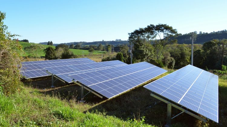 A straight comparison of 6.6kW and 10kW solar systems for Victorian homes, and how to decide which size actually fits your usage.